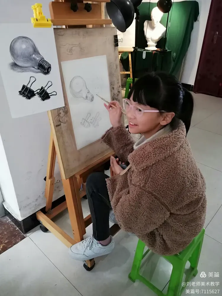 刘老师画室优秀学生个案——杨晓月同学绘画作品展示